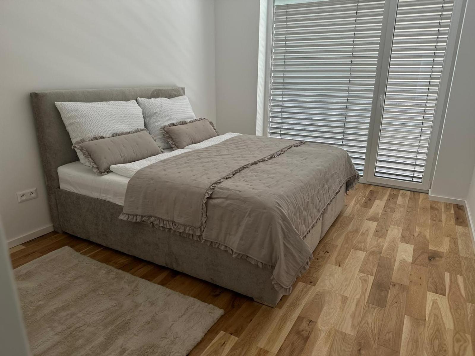 Luxury Apartment - Astro Dunaszerdahely Kültér fotó